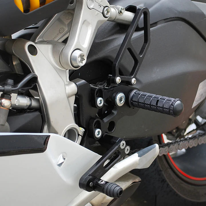 Woodcraft '20 -'24 Ducati V2 / '12 -'17 1199 / '15 -'17 1299 Rearset - STD Shift or GP