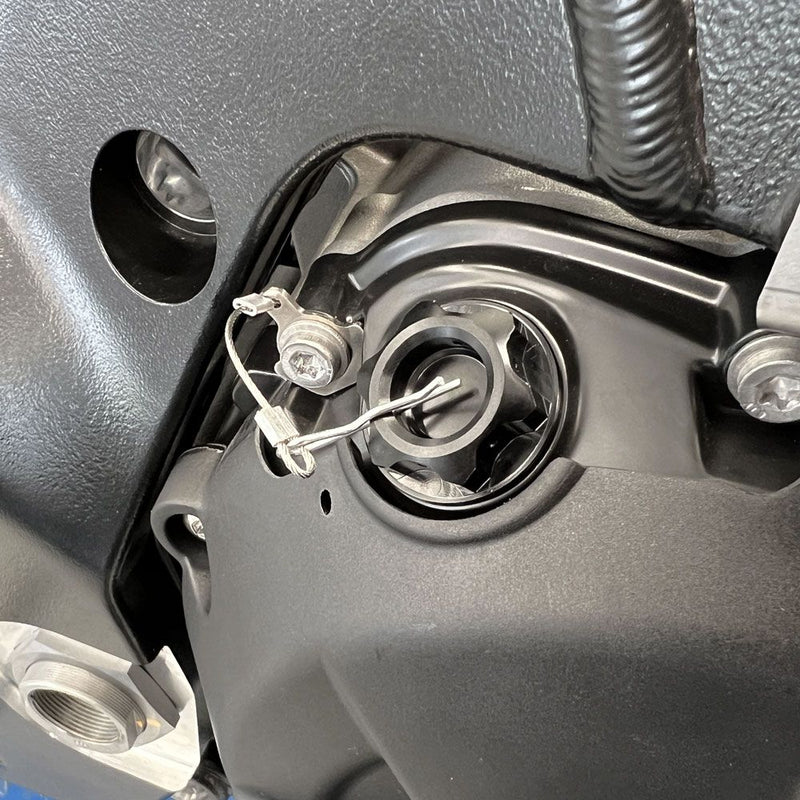 Alpha oil filler plug kit '12-'25 S1000RR / '21-'25 M1000RR / HP4