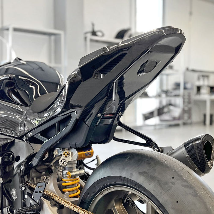 Alpha Carbon Race tail 2023+ BMW S 1000 RR  (K67) & 2023+ M 1000 RR  (K66), fits to OEM and racing subframe