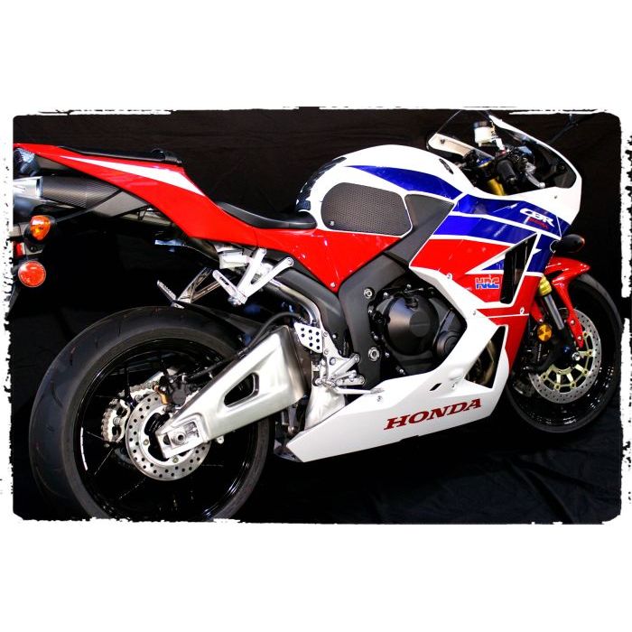 Puños de depósito SnakeSkin para HONDA CBR 600 RR ('13-'20): protector de depósito central gratuito incluido