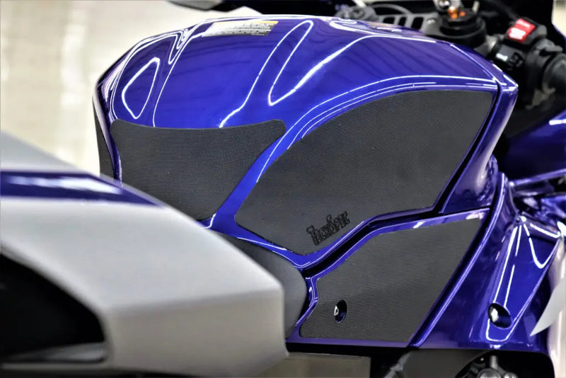 Techspec '15 - '26 YAMAHA R1 M / R1  XL2 Tank Grips