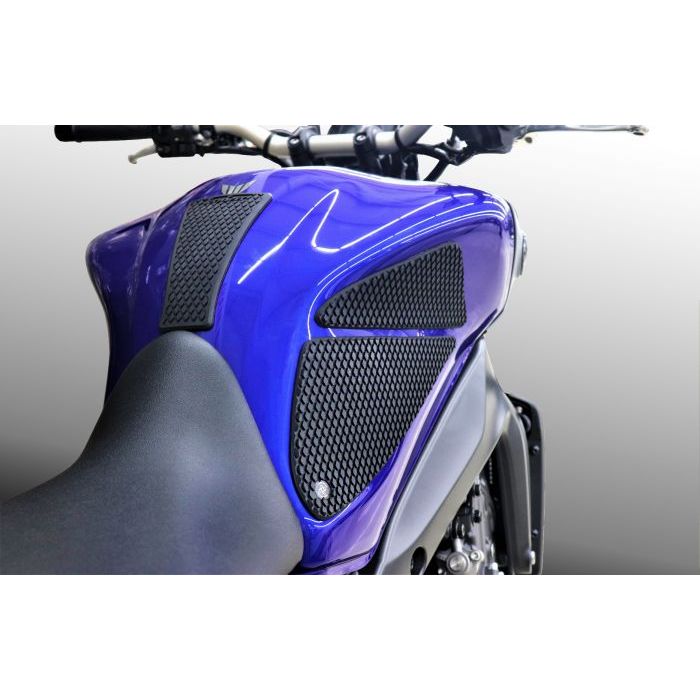 ('21-'23) Puños de depósito SnakeSkin para YAMAHA FZ-09/MT 09