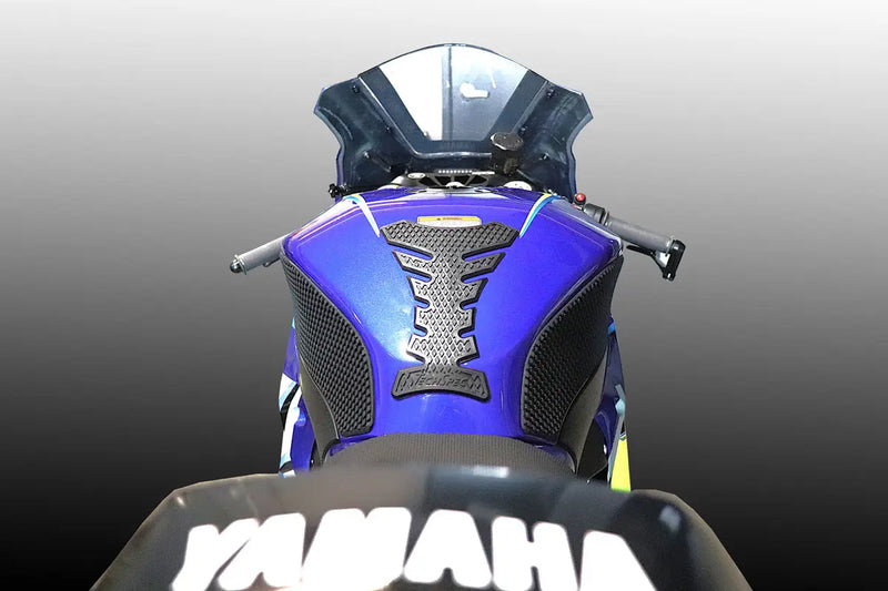 TechSpec SnakeSkin Tank Grips – 2025+ Yamaha R9 + Center Tank Protector