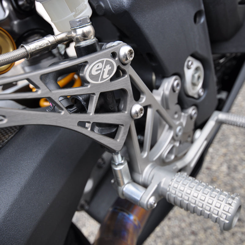 EVOL Rearsets Triumph 675R 2013-2019