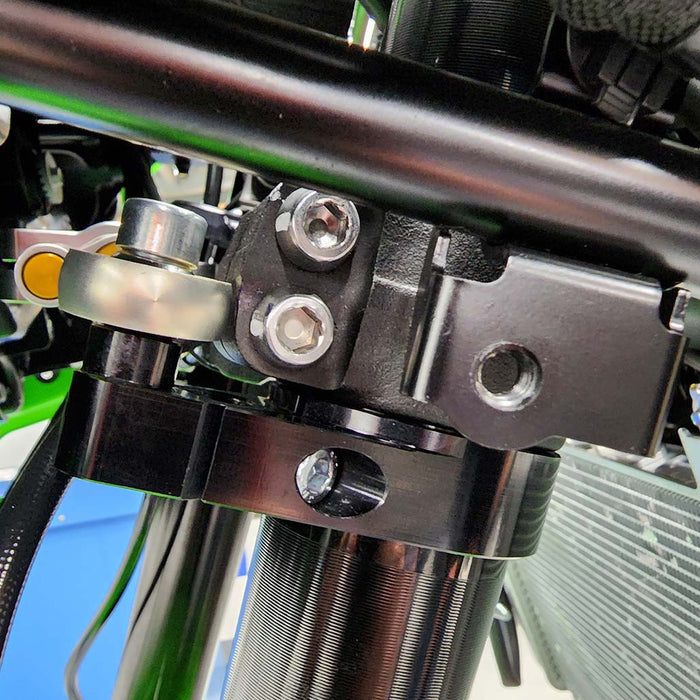 Graves Kawasaki '23+ ZX-4RR WORKS Steering Damper Mount