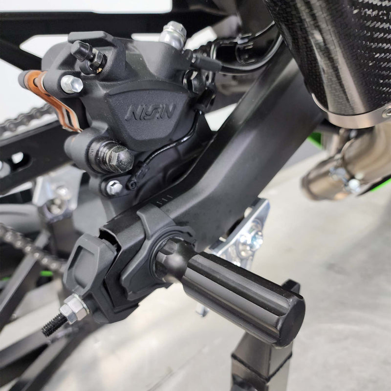 Graves Kawasaki ZX-4RR + Ninja 400 + Ninja 500 + Yamaha R3 Axle Tool