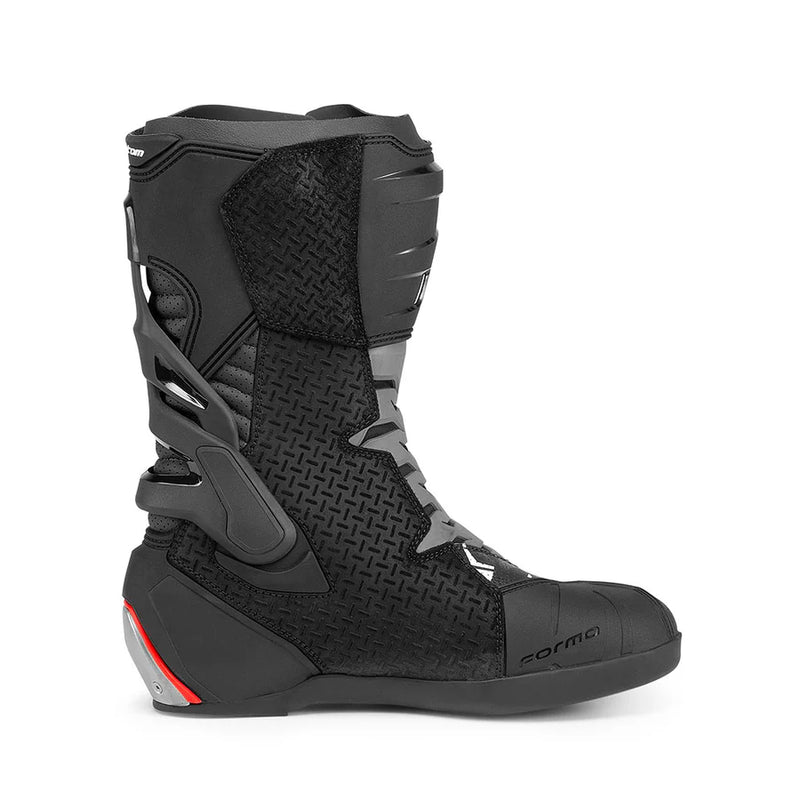 Forma Phantom Flow Boots